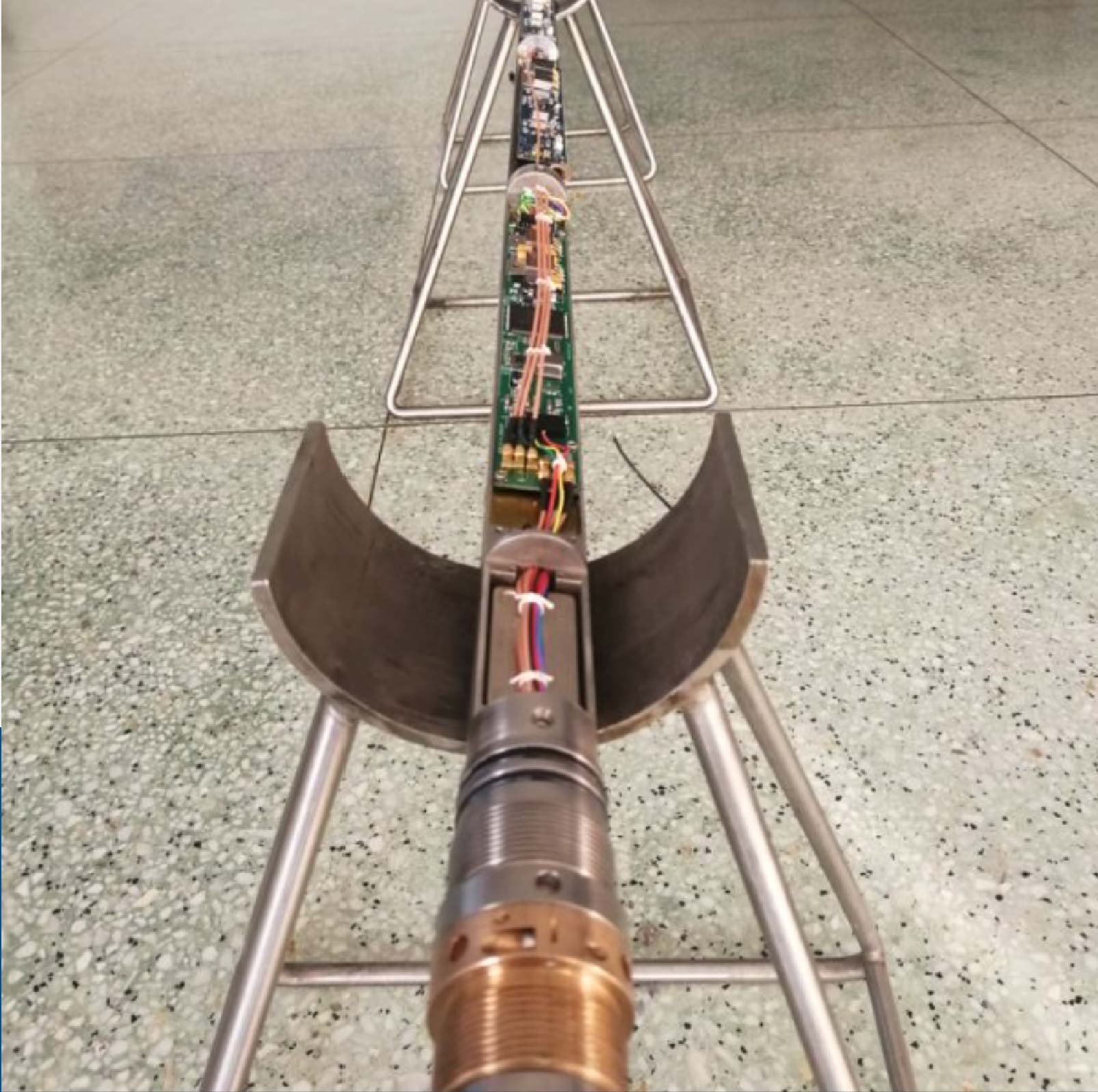 超高工作温度探测